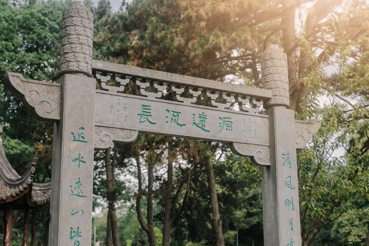 2024年手机配件行业趋势分析：快充与无线技术升级方向