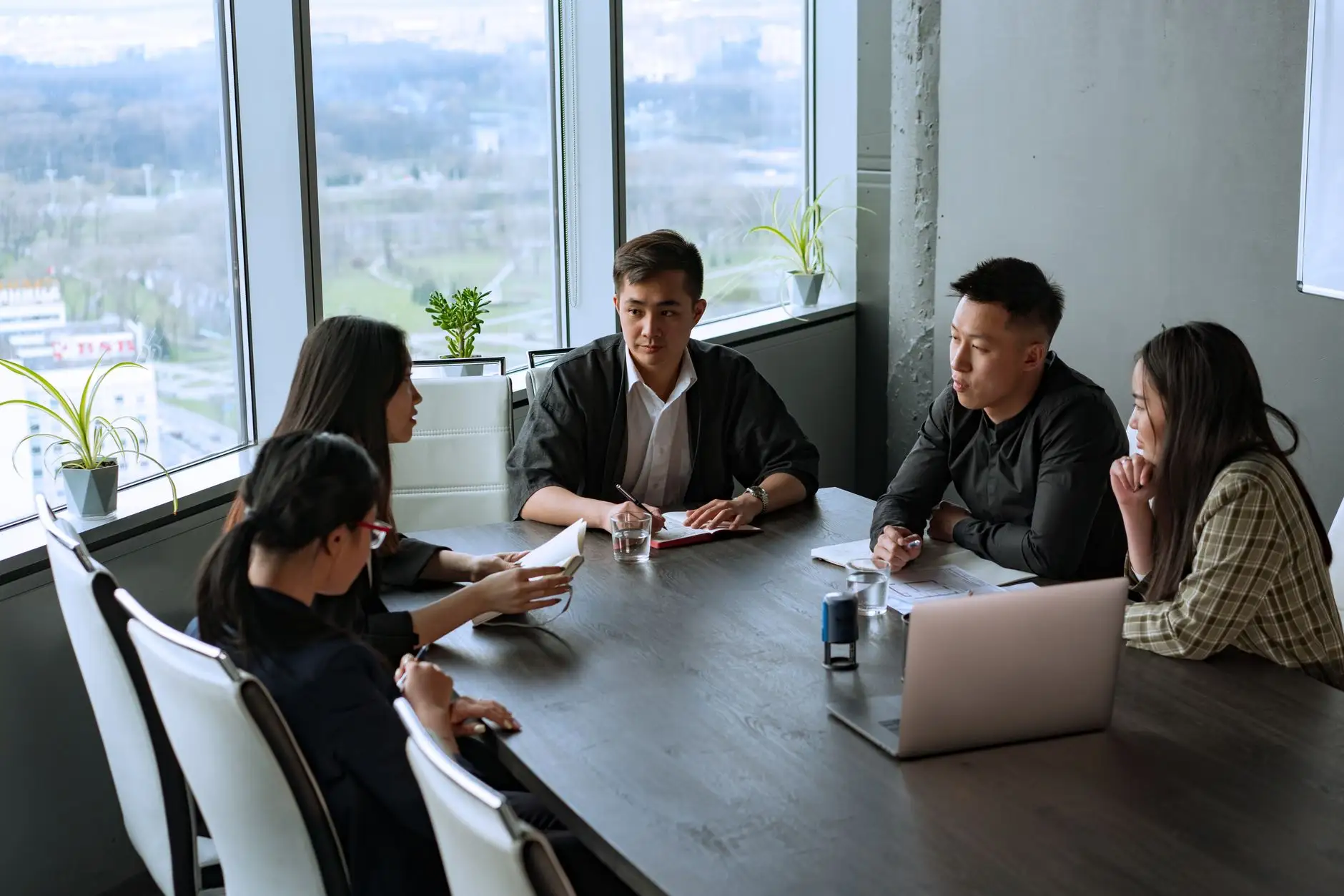 深圳电子产业观察：手机配件供应链如何响应全国零售商的柔性需求
